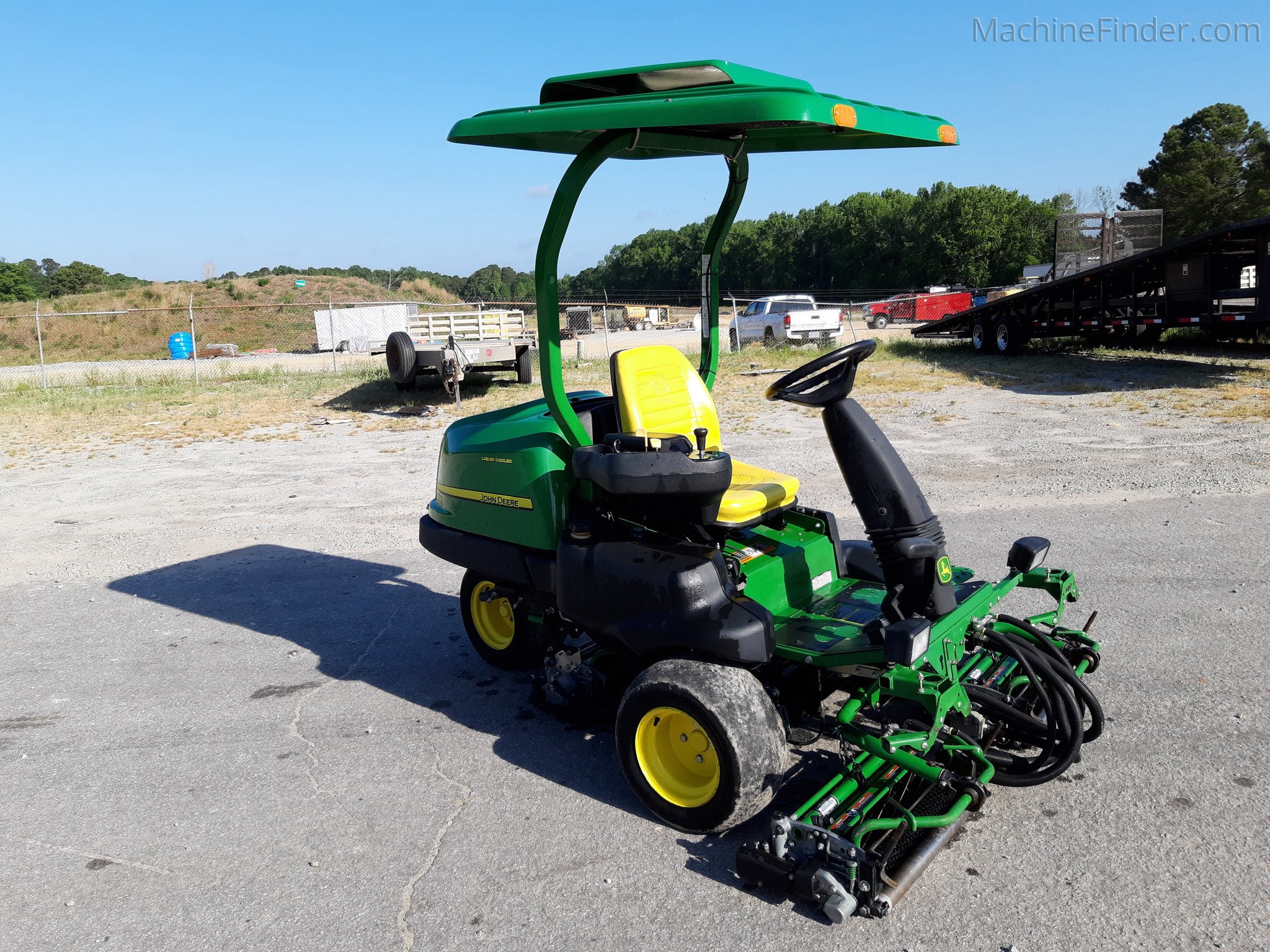 Crappy Lawn Care verticutting machine that aggressively dethatches lawns down to bare soil